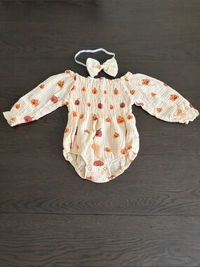 🎃 Pumpkin Long-Sleeve Baby Romper with Bow 🎃